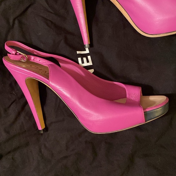 💕 Authentic Chanel Slingbacks 💕 - Picture 11 of 11